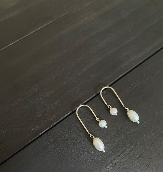 Balance Pearl Earrings